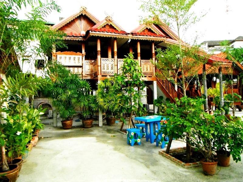 Suksomjai Hotel Ράγιονγκ Δωμάτιο φωτογραφία