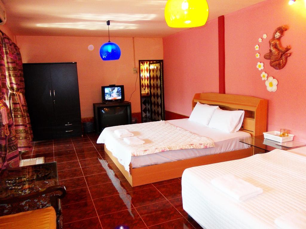 Suksomjai Hotel Ράγιονγκ Εξωτερικό φωτογραφία