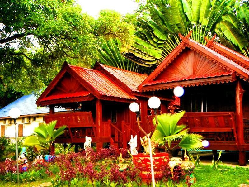 Suksomjai Hotel Ράγιονγκ Εξωτερικό φωτογραφία